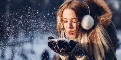 Hautpflege im Winter: Bei Schnee braucht die Haut eine besondere Pflege.